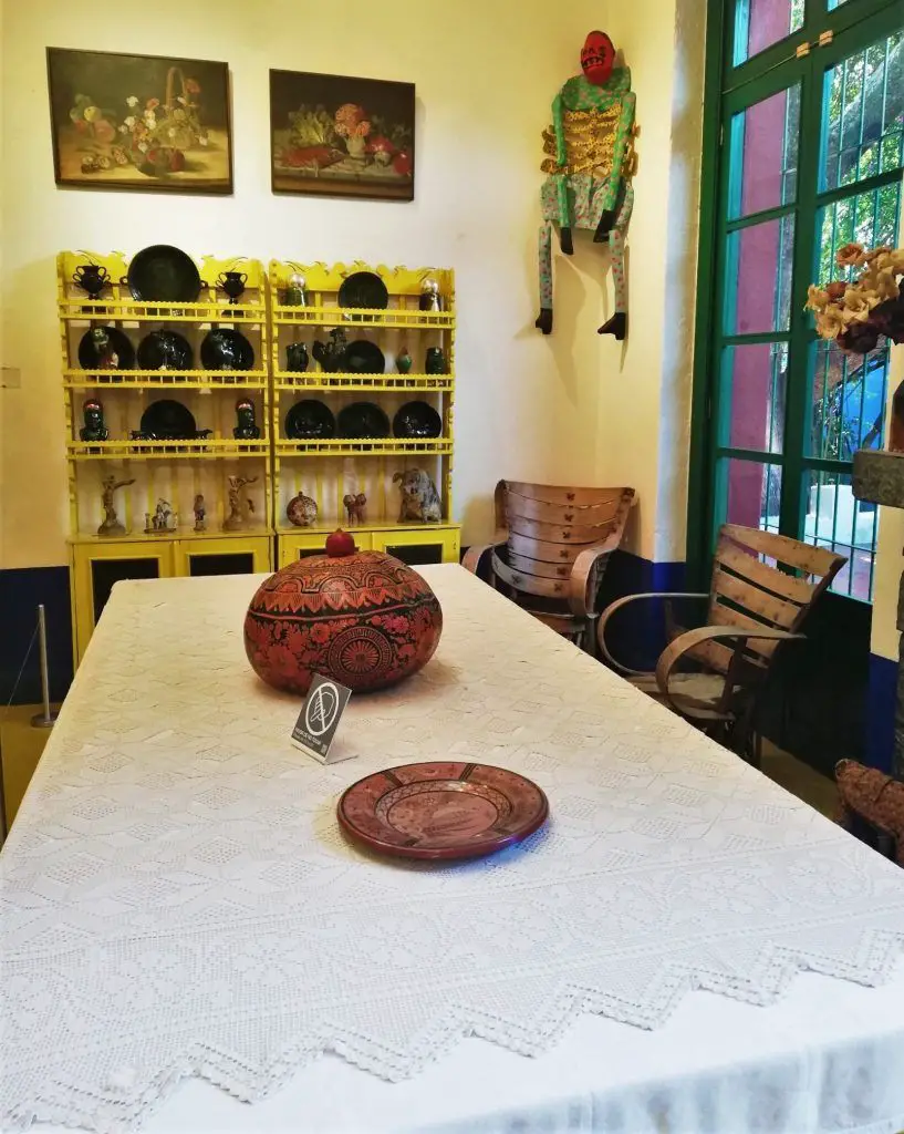 Foto del interior de la casa de Frida Kahlo.