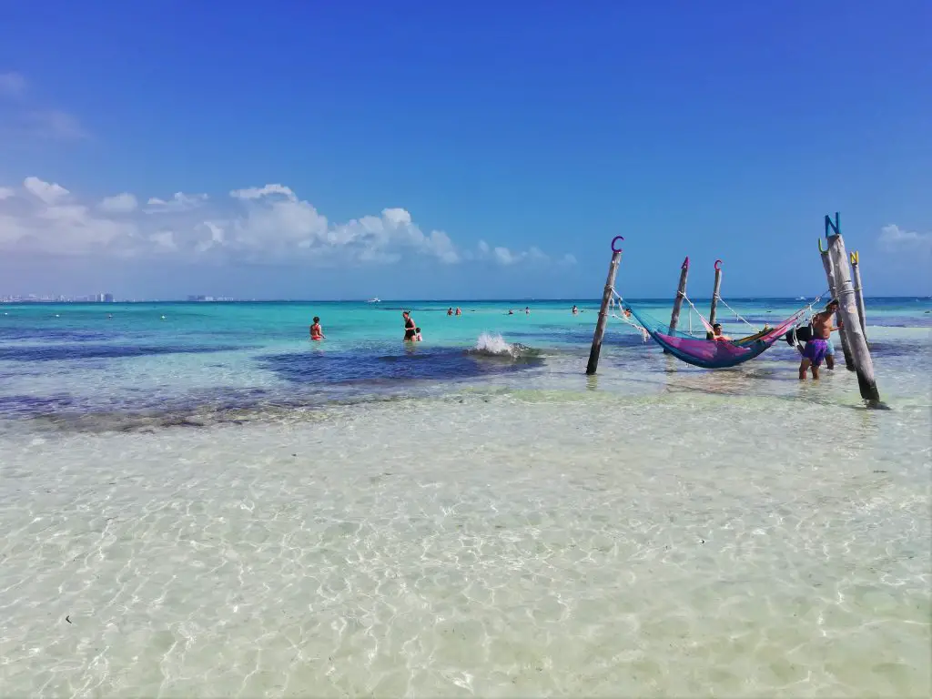 Playa del faro, una de las 5 playas imperdibles de Cancún
