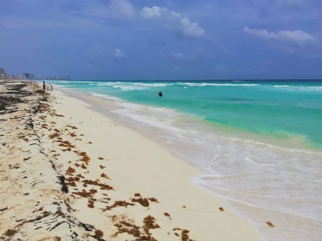 Playa Marlín, una de las 5 playas imperdibles de Cancún