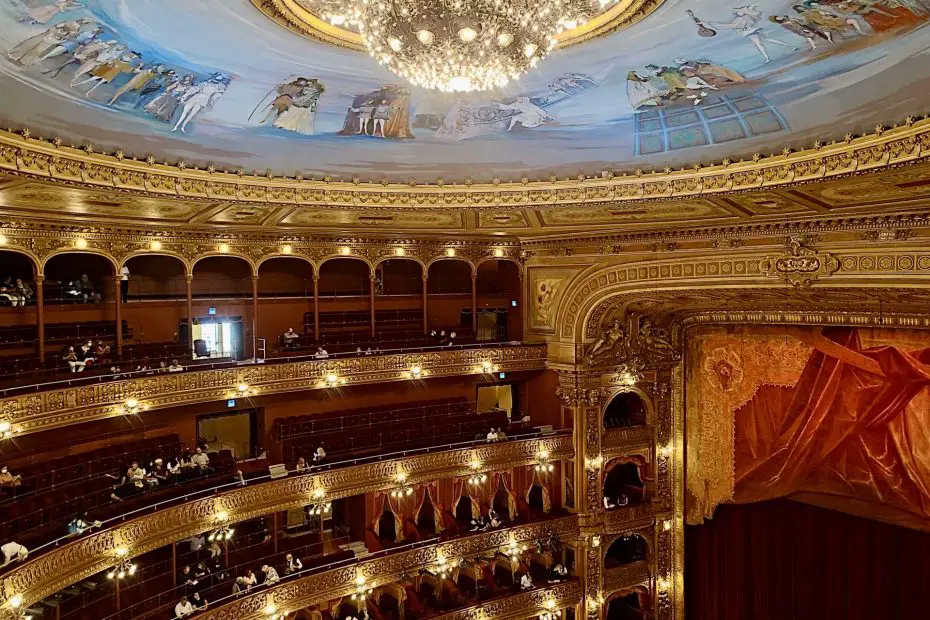Qué hacer en el Centro Histórico de Buenos Aires: Teatro Colón.