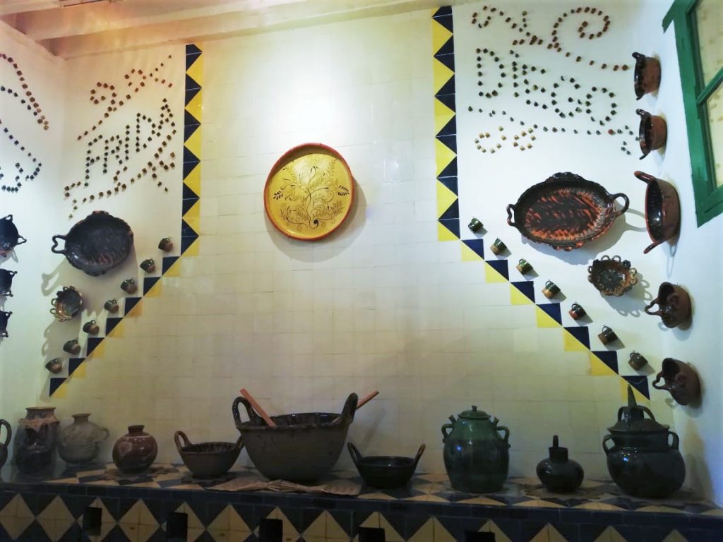 Cocina de la Casa de Frida Kahlo.