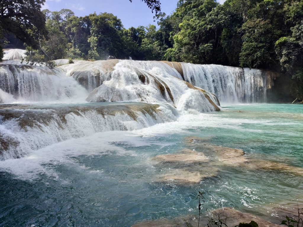 Tour a Palenque desde San Cristóbal de las Casas: Cascadas de Agua Azul.
