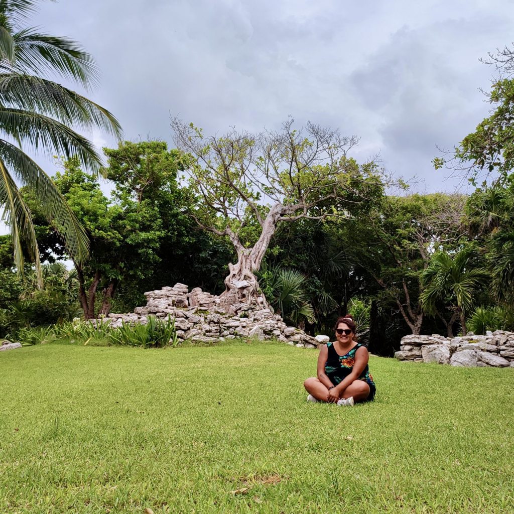 Razones por las que nos gusta viajar: conocer lugares como las ruinas mayas de Playacar.