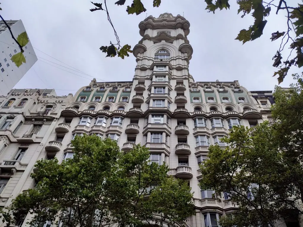 Palacio Barolo, uno de los edificios más lindos de Buenos Aires.