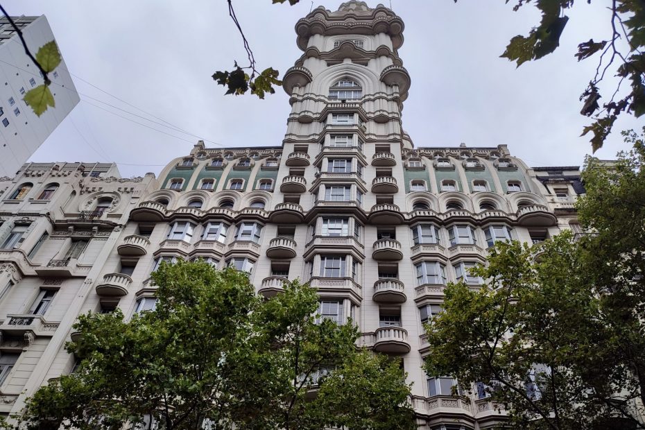 Palacio Barolo, uno de los edificios más lindos de Buenos Aires.