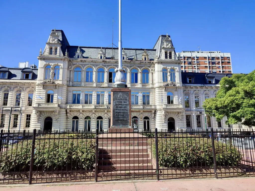 Palacio Sarmiento, uno de los edificios más lindos de Buenos Aires.