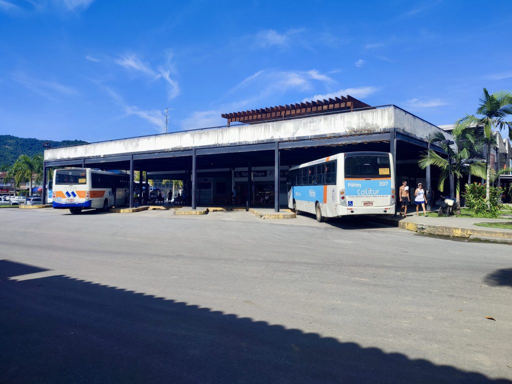 Terminal de buses de Paraty.