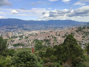 Guía para viajar a Medellín barato (con precios)