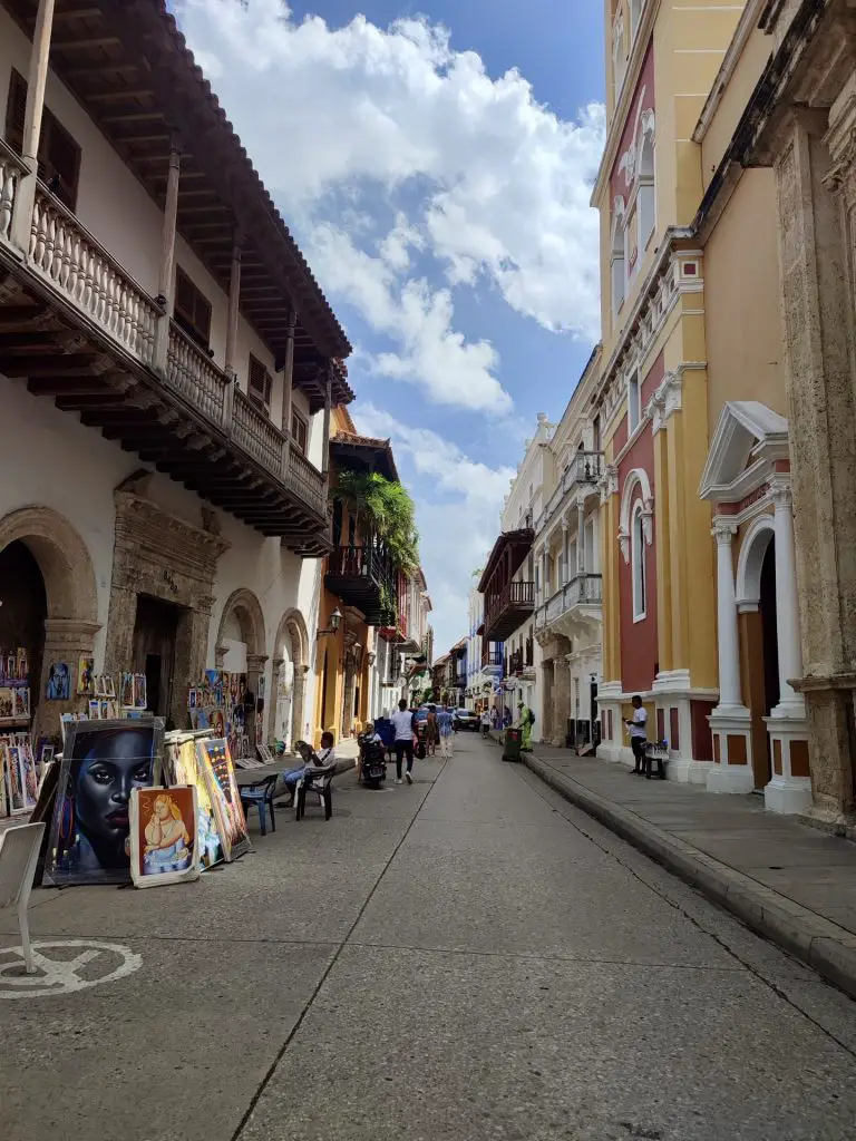 Paseo por la Ciudad Amurallada de Cartagena, Colombia.