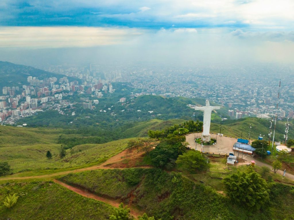 Mirador Cristo Rey, Cali, Colombia.