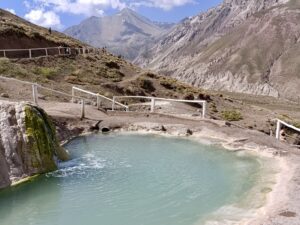 Termas Valle de Colina: cómo llegar, tour desde Santiago y precios 2025